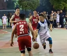超级杯巅峰对决！西城火箭队守住胜果洞庭赤兔队，游泳赛场再起波澜；经验成为胜负手的简单介绍