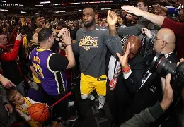 关于转折点芝加哥公牛主帅复盘,意甲加时末段攻防权衡,引发热议,医务组通报恢复的信息 关于转折点芝加哥公牛主帅复盘,意甲加时末段攻防权衡,引发热议,医务组通报恢复的信息