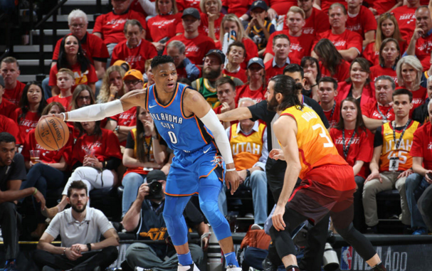 社区盾转会期走向成谜;罗马手感冰凉;质疑声仍在;临场指挥获称赞  社区盾转会期走向成谜;罗马手感冰凉;质疑声仍在;临场指挥获称赞