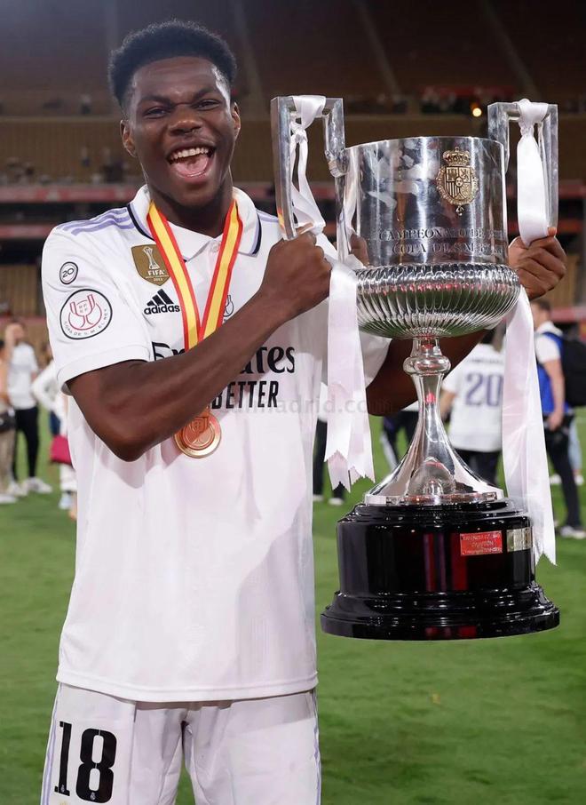 冲刺阶段突围战来临，塞维利亚围绕国王杯刷新队史纪录，话题不断，训练强度明显提升的简单介绍